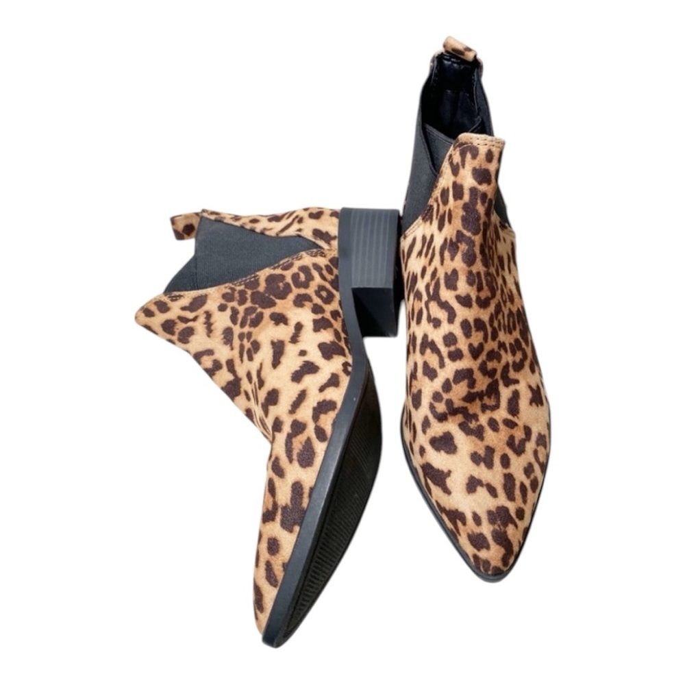 BELLA VITA Leopard Chelsea Ankle Booties